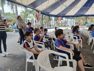 Foto 5: Alunos de Quatá visitam o Museu Índia Vanuíre em Tupã