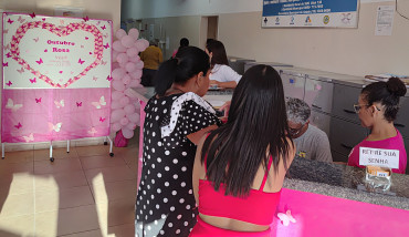 Foto 36: Saúde realiza ações alusivas a Campanha do outubro Rosa