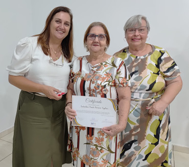 Foto 43: Entrega de certificados marca encerramento de cursos profissionalizantes em Quatá