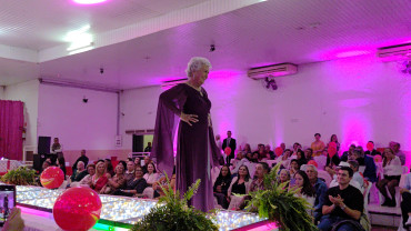 Foto 105: Candidata de Quatá vence Concurso Miss Terceira Idade Regional 2025