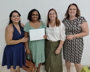 Foto 56: Entrega de certificados marca encerramento de cursos profissionalizantes em Quatá
