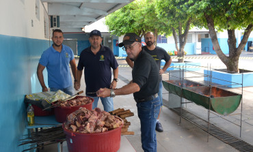 Foto 164: Churrasco marca as comemorações alusivas ao Dia das Crianças