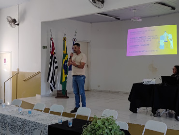 Foto 75: 6ª Conferência Municipal de Saúde reúne comunidade para discutir propostas sobre o SUS em Quatá