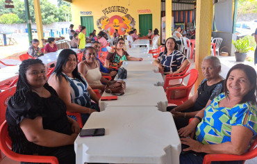 Foto 17: Passeio em comemoração ao Dia Internacional do Idoso