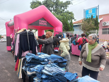 Foto 11: Varal Solidário de Inverno 