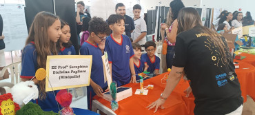 Foto 4: Alunos de Quatá participam do RoboMakerFest 2025 com projetos inovadores de Robótica 