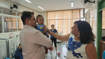Foto 99: Volta às Aulas em Quatá: Alunos recebem Kit Escolar e Mimo especial