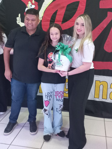 Foto 194: Alunos dos 5º anos de Escolas Municipais recebem certificado do Proerd