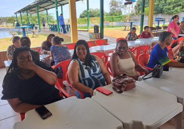 Foto 16: Passeio em comemoração ao Dia Internacional do Idoso