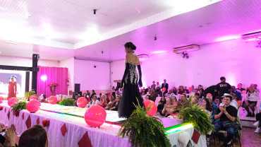 Foto 128: Candidata de Quatá vence Concurso Miss Terceira Idade Regional 2025