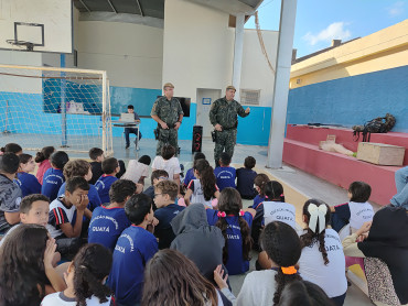 Foto 16: Palestra de conscientização sobre o combate ao tráfico de animais silvestres