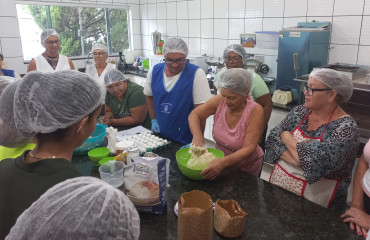 Foto 27: Delícias de Natal: Curso de Panetone e Bolachinhas Natalinas