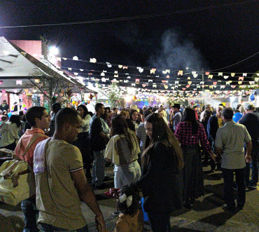 Foto 126: Julinão Caipira atrai centenas de pessoas