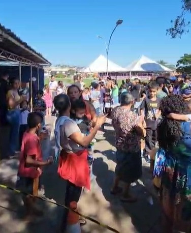 Foto 200: Festa do Trabalhador reúne centenas de pessoas