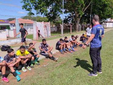 Foto 6: Avaliação do Sfera Futebol Clube reúne atletas de Quatá