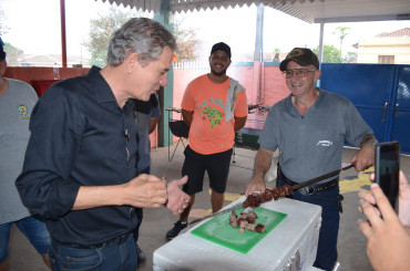 Foto 160: Churrasco marca as comemorações alusivas ao Dia das Crianças