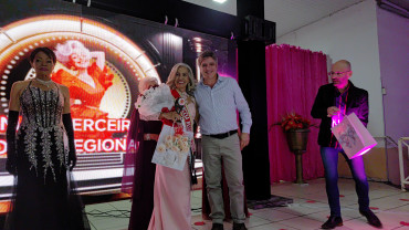 Foto 56: Candidata de Quatá vence Concurso Miss Terceira Idade Regional 2025