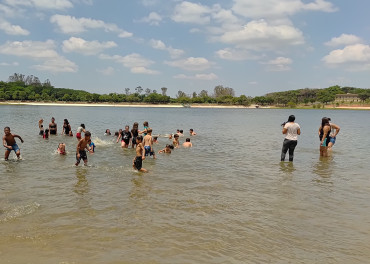 Foto 11: Prefeitura de Quatá promove Gincana Recreativa no Balneário de Rancharia