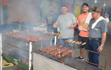 Foto 144: Churrasco marca as comemorações alusivas ao Dia das Crianças
