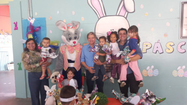 Foto 158: Entrega de Ovos de Páscoa 2025