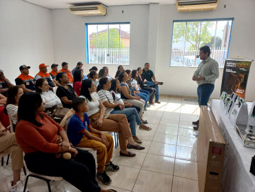Foto 8: Alunos de Quatá são premiados no 3º Concurso Cultural 