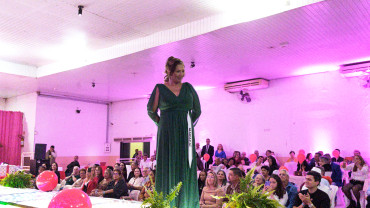 Foto 109: Candidata de Quatá vence Concurso Miss Terceira Idade Regional 2025