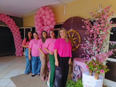Foto 4: Mulheres do Agro participam em Quatá de evento intitulado: 