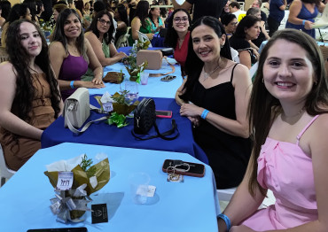 Foto 51: Funcionários Municipais de Quatá são homenageados com festa