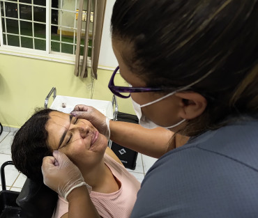 Foto 37: Curso de Design de Sobrancelha 