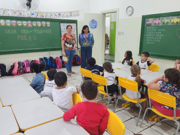 Foto 40: Volta às Aulas em Quatá: Alunos recebem Kit Escolar e Mimo especial