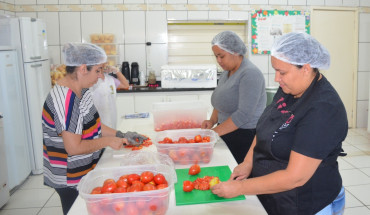Foto 230: Churrasco marca as comemorações alusivas ao Dia das Crianças