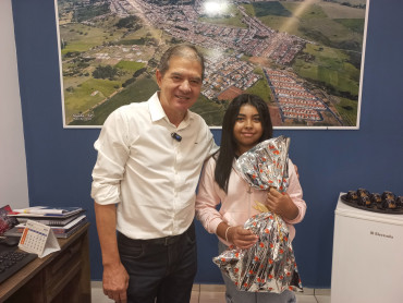 Foto 2: Premiação da Olimpíada Civap de Língua Portuguesa e Matemática 