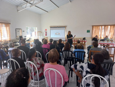 Foto 2: CRAS promove palestra sobre Educação Financeira em parceria com o PROCON