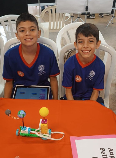 Foto 10: Alunos de Quatá participam do RoboMakerFest 2025 com projetos inovadores de Robótica 