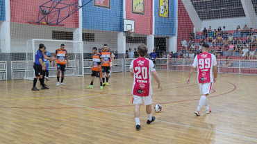 Foto 26: Villa F.C vence nos pênaltis a final do Campeonato de Férias e conquista o título de campeã da competição