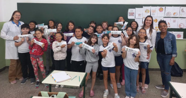 Foto 23: Saúde Bucal vai até as Escolas Municipais e particulares de Quatá