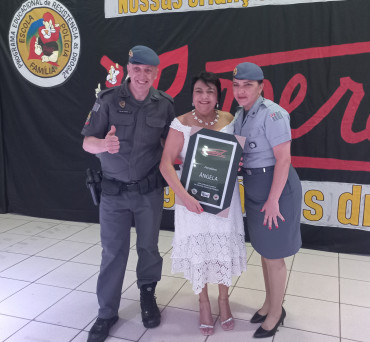 Foto 222: Alunos dos 5º anos de Escolas Municipais recebem certificado do Proerd