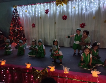 Foto 102: Apresentações de encerramento de final de ano das Creches