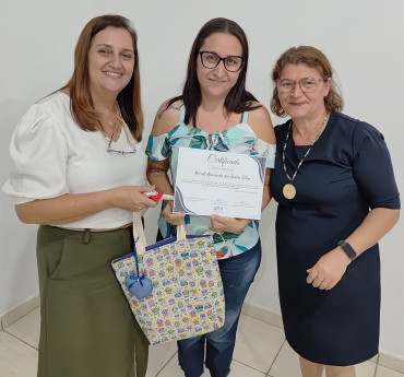 Foto 30: Entrega de certificados marca encerramento de cursos profissionalizantes em Quatá