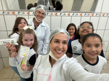 Foto 26: Saúde Bucal vai até as Escolas Municipais e particulares de Quatá