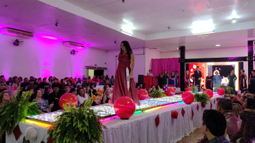 Foto 216: Candidata de Quatá vence Concurso Miss Terceira Idade Regional 2025