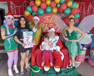 Foto 110: Especial de Natal: entrega de brinquedos