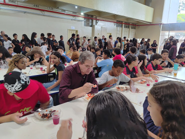 Foto 130: Churrasco marca as comemorações alusivas ao Dia das Crianças