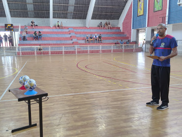Foto 4: 1º jogo da final do Campeonato da Unipontal é realizado em Quatá