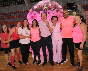 Foto 101: Aulão de Zumba e Ritmos: em especial ao Outubro Rosa!