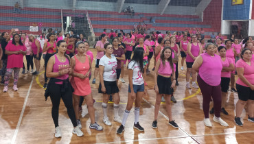 Foto 41: Aulão de Zumba e Ritmos: em especial ao Outubro Rosa!