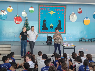 Foto 78: Alunos e usuários recebem orientações sobre prevenção e controle do diabetes 