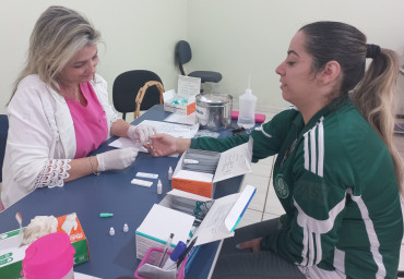 Foto 12: Funcionários de Escolas e Creches recebem ações de prevenção do Outubro Rosa