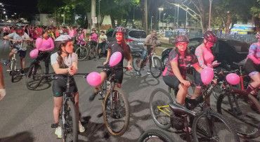Foto 69: Caminhada e Passeio Ciclístico em prol do Outubro Rosa