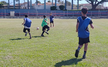 Foto 19: Avaliação do Sfera Futebol Clube reúne atletas de Quatá